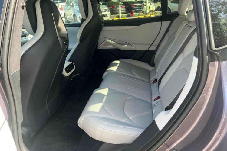 Used  SU7 2024 Four-Wheel-Drive Max Founder's Edition