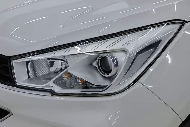 Used Wuling Hongguang S3 2018 1.5L Manual Luxury Model China V Standard
