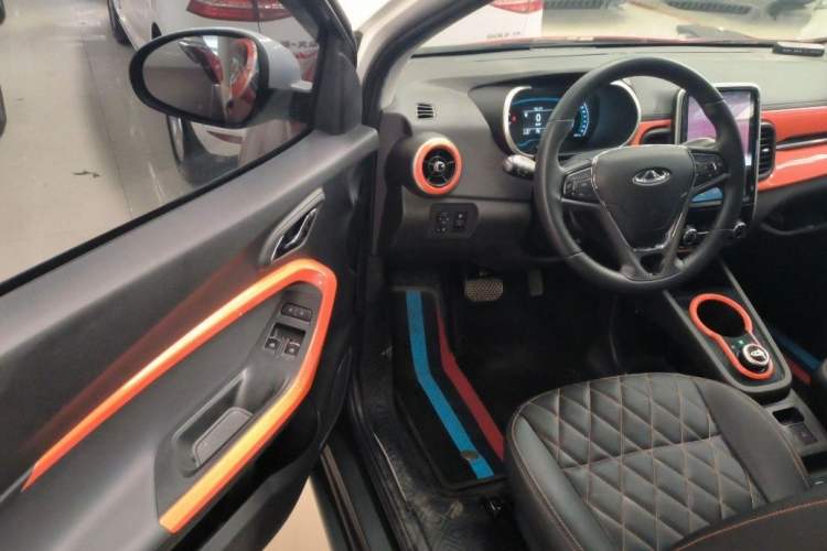 Used Chery Little Ant 2021 150 000 Yuan "Ant Fan" Edition New Ant Xuan Version Lithium-NMC Battery
