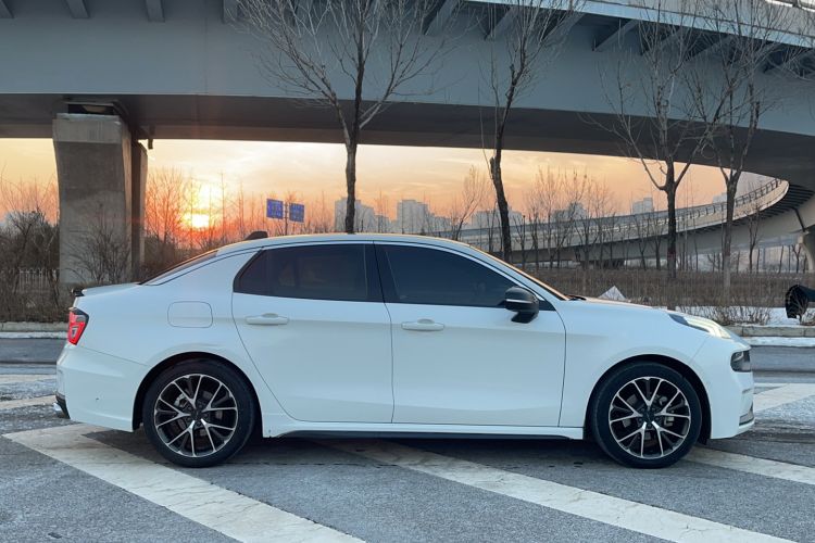 Used Lynk & Co 03 2020 1.5TD DCT JingPro Edition
