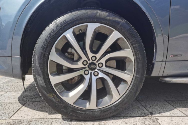 Used Land Rover Discovery Sport 2020 249 PS R-Dynamic Performance Edition
