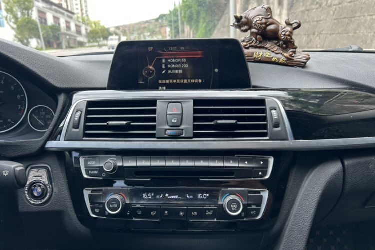 Used BMW 3 Series 2016 320Li Fashion Model
