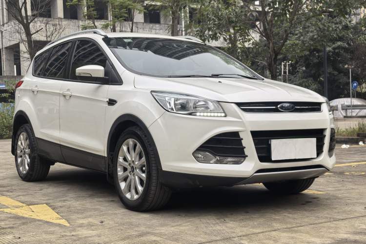 Used Ford Kuga 2015 1.5L GTDi Two-Wheel-Drive Comfort Model
