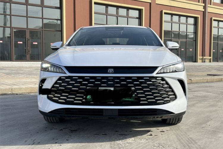 Used BYD Qin PLUS 2025 DM-i Smart Drive 120KM Superior Model