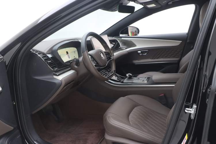 Used BYD Han 2024 EV Glory Edition 605KM Front-Wheel-Drive Premium Model
