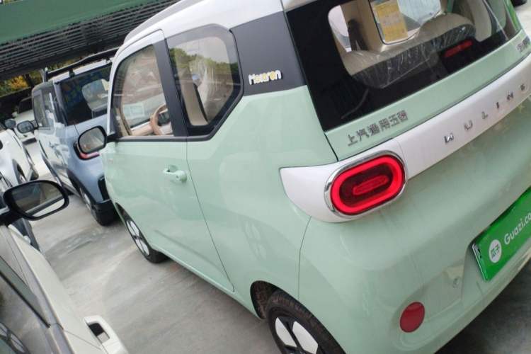 Used Wuling Hongguang MINIEV 2024 3rd Generation 215km Advanced Version
