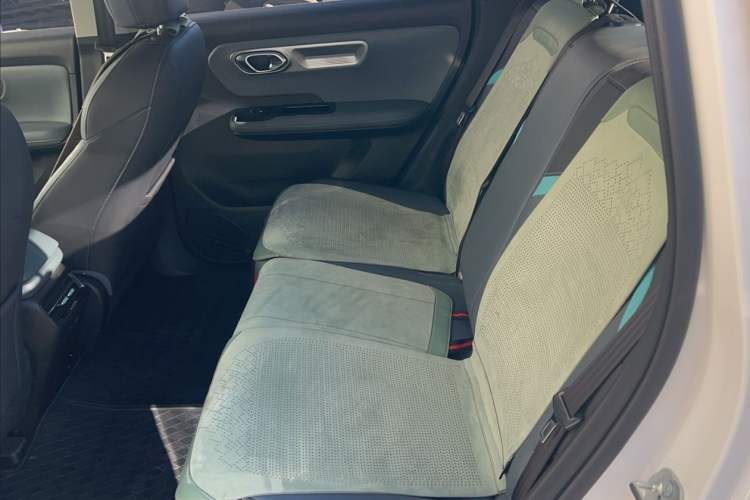 Used AION Y 2023 Younger Star Edition
