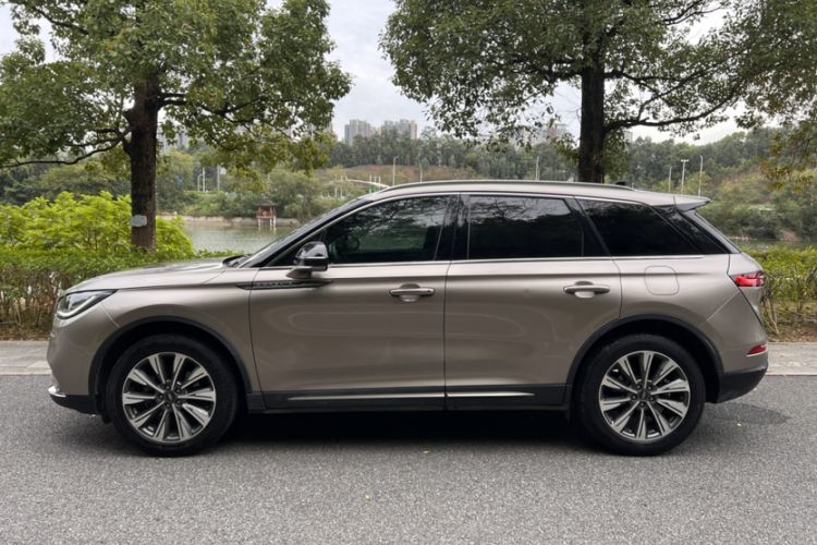 Used Lincoln Corsair 2022 2.0T Two-Wheel Drive Luxury Edition