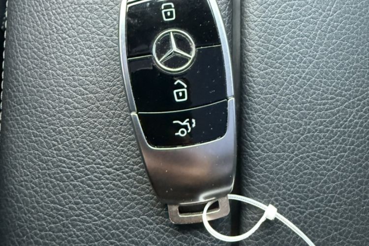 Used Mercedes-Benz E-Class 2019 Restyled E 300 L Sporty and Stylish Edition