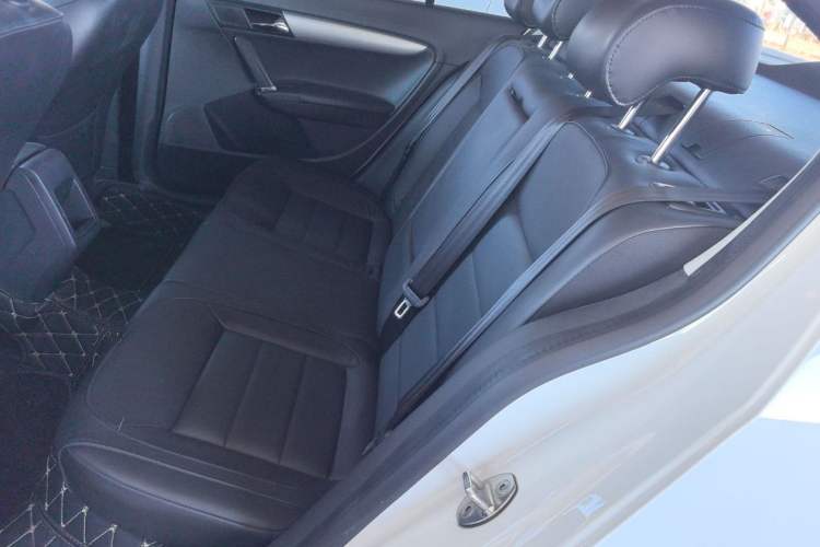 Used Volkswagen Lavida 2013 Restyled Classic 1.6L Automatic Comfort Edition
