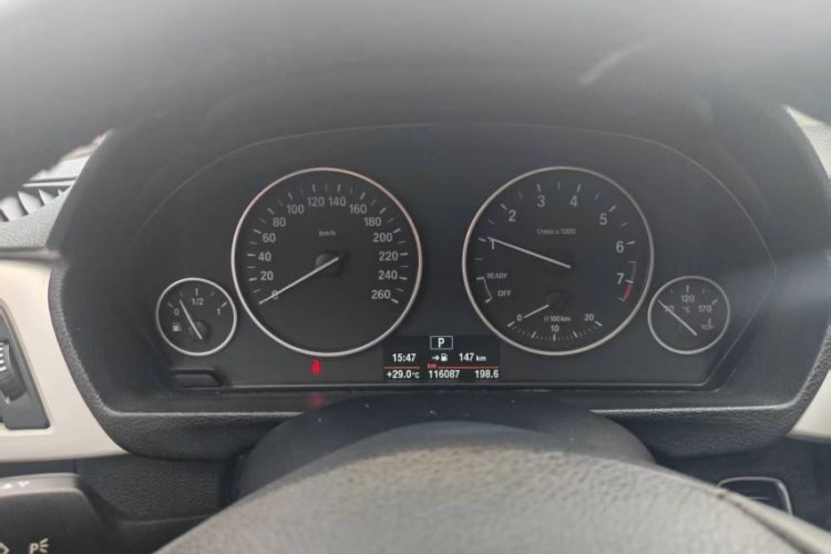 Used BMW 3 Series 2016 320Li Ambition Model
