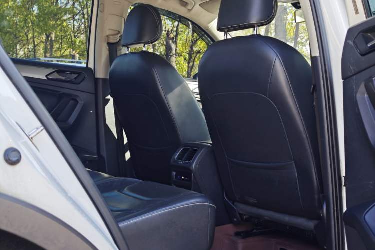 Used Volkswagen Tiguan L 2017 330TSI Automatic Two-Wheel Drive Comfort Edition