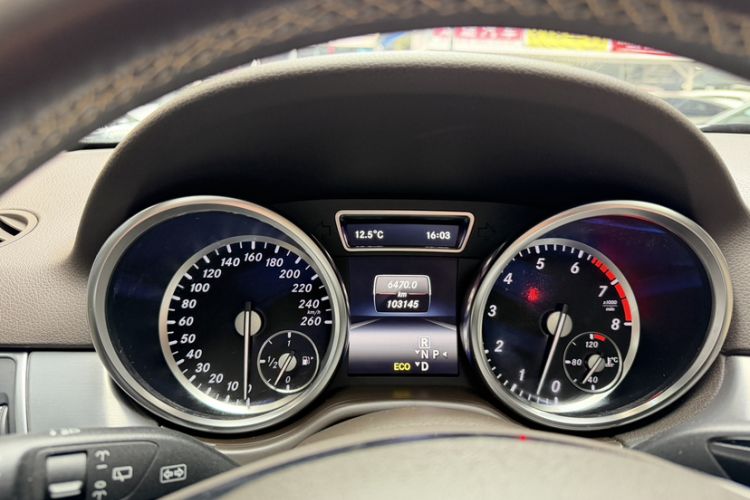 Used Mercedes-Benz M-Class 2015 ML 320 4MATIC