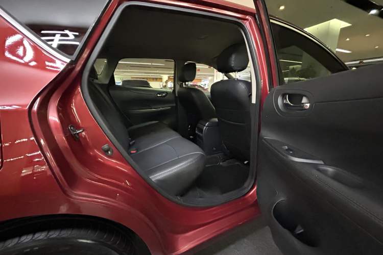 Used Nissan Tiida 2011 1.6L CVT Comfort Model
