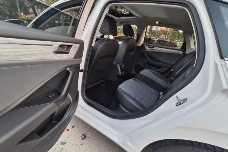 Used Volkswagen Sagitar 2023 200TSI DSG Excellence Edition