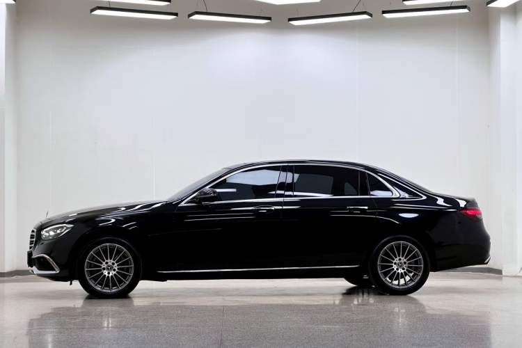Used Mercedes-Benz E-Class 2023 E 260 L
