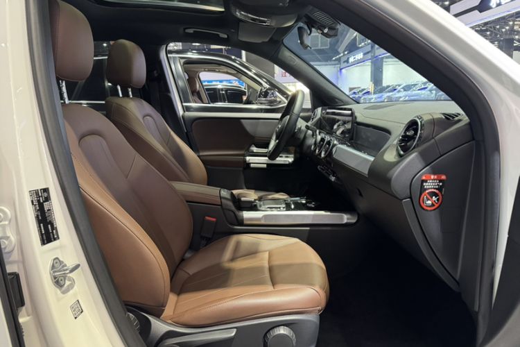 Used Mercedes-Benz GLB 2022 Second Facelift GLB 200 Fashion Edition
