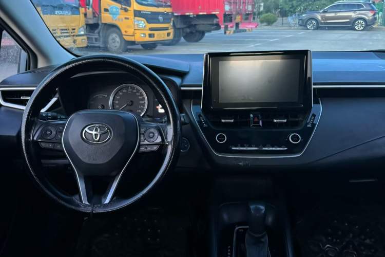 Used Toyota Corolla 2021 Dual-Motor 1.8L E-CVT Elite Edition
