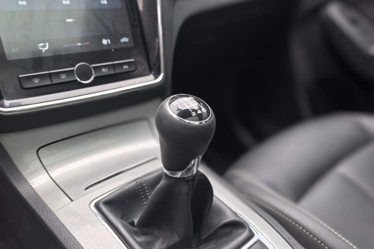 Used Roewe RX5 2020 20T Manual 4G Connect Super-Luxury Flagship Edition