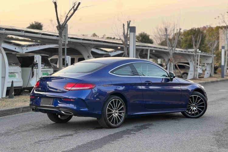 Used Mercedes-Benz C-Class (Import) 2018 C 200 4MATIC Coupe
