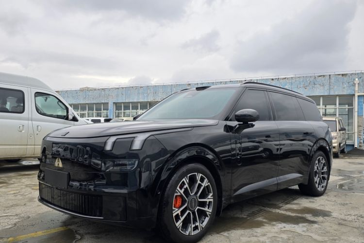 Used Lynk & Co 900 2025 2.0T Ultra
