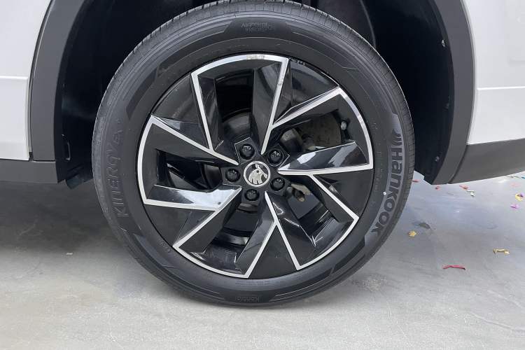 Used Skoda Kamiq 2020 Facelifted GT TSI 230 DSG Flagship Edition China VI Standard
