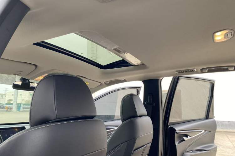 Used SAIC MAXUS G50 2022 1.5T Automatic Comfort Touring B
