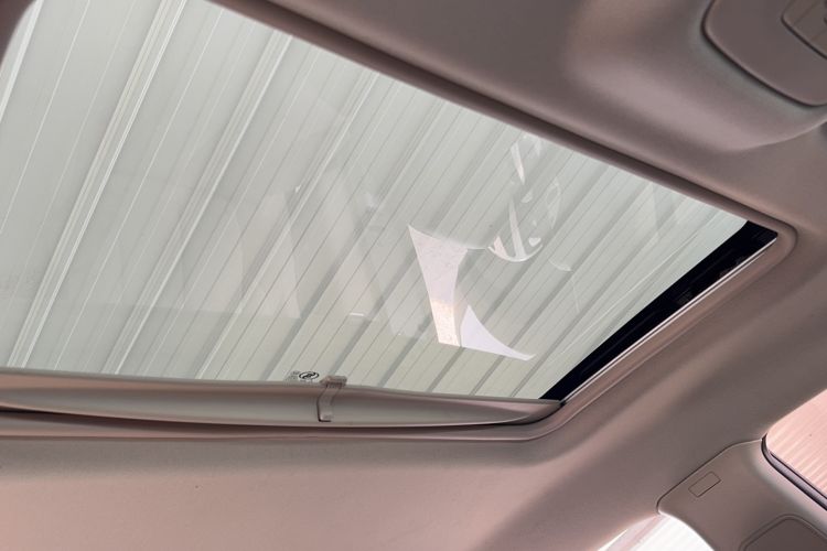 Used Buick GL8 2015 2.4L Luxury Business Premium Edition
