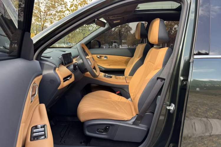 Used  Galaxy Xingjian 7 EM-i 2025 120km Flagship Edition