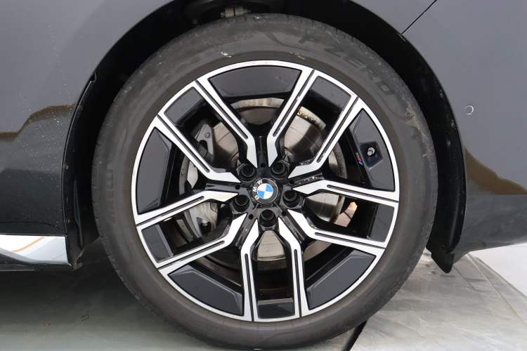 Used BMW 7 Series 2023 735Li M Sport Package
