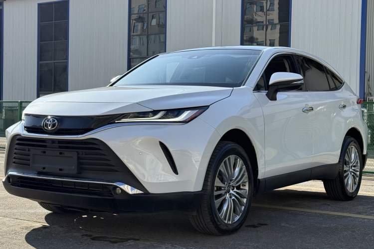 Used Toyota Harrier 2023 2.0L CVT Two-Wheel Drive Deluxe Edition