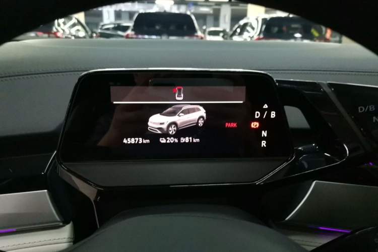 Used Volkswagen ID.6 CROZZ 2021 Long-Range PRO Edition
