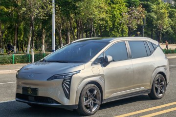 Used AION Y 2022 Plus 70 Tech Edition