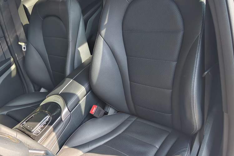 Used Mercedes-Benz GLC 2020 GLC 260 L 4MATIC Dynamic Model