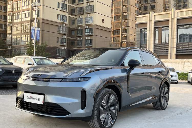 Used Lynk & Co 08 EM-P 2025 245km Ultra-Long Range Halo
