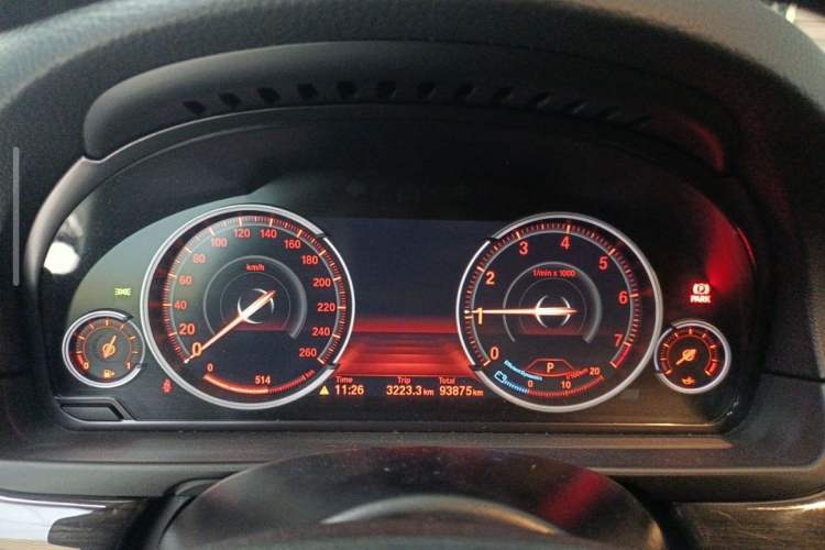 Used BMW 5 Series 2014 525Li Luxury Design Package
