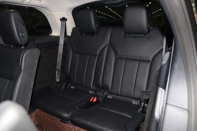 Used Land Rover Discovery 2020 2.0T 30th Anniversary Special Edition
