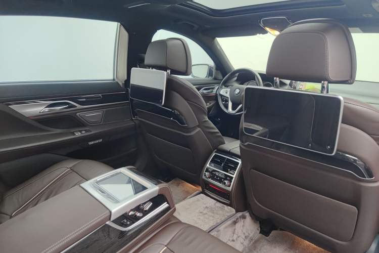 Used BMW 7 Series 2018 730Li Luxury Edition M Sport Package
