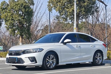 Used Honda Civic 2023 240TURBO CVT Dynamic · Center Stage Special Edition