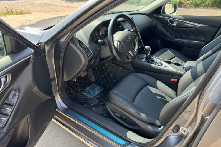 Used Infiniti Q50L 2015 2.0T Comfort Edition
