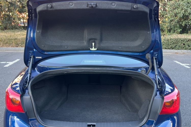 Used Infiniti Q50L 2016 2.0T Enjoyment Edition
