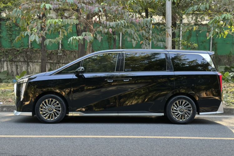 Used GAC Trumpchi M8 2023 Zongshi Series Dual-Motor YuZun Edition
