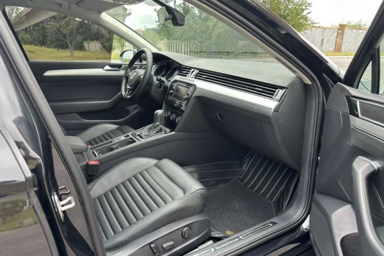 Used Volkswagen Magotan 2019 330TSI DSG Leading Model China VI Standard
