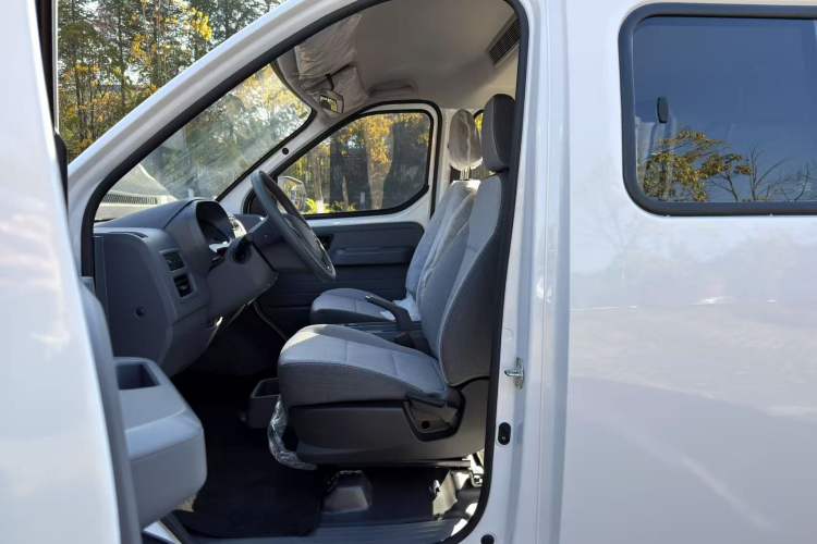 Used Wuling Yangguang 
