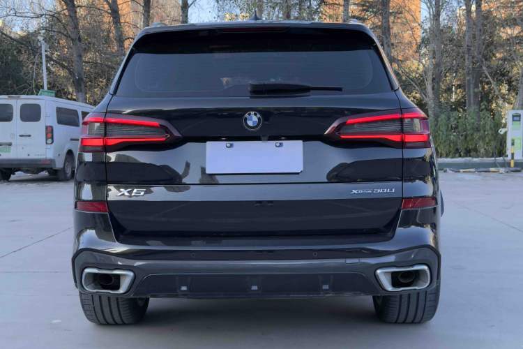 Used BMW X5 2022 Restyled xDrive 30Li Luxury Version M Sport Package