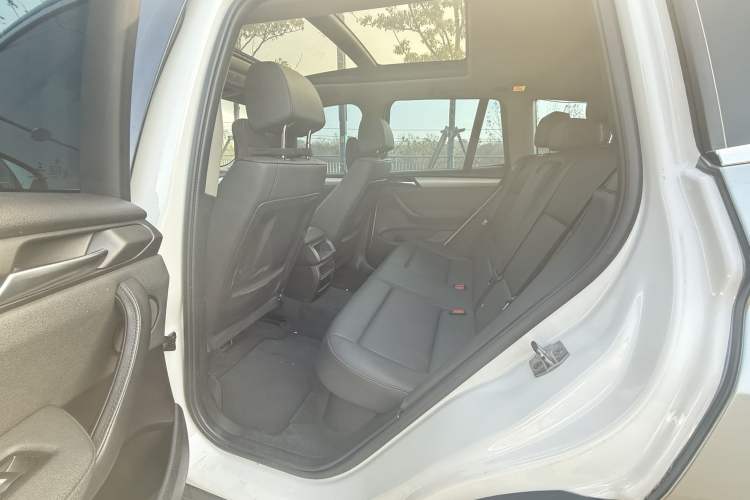 Used BMW X3 2014 xDrive20i Leading Model
