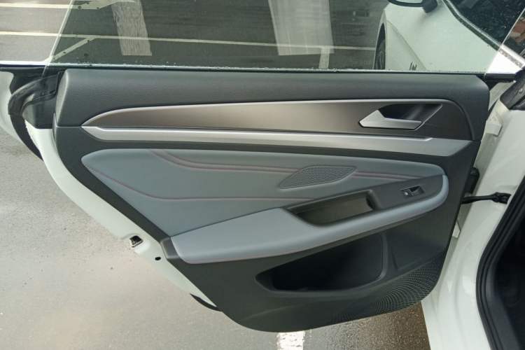 Used Volkswagen Lamando 2024 Lavida L 280TSI DSG Cool & Spicy Edition
