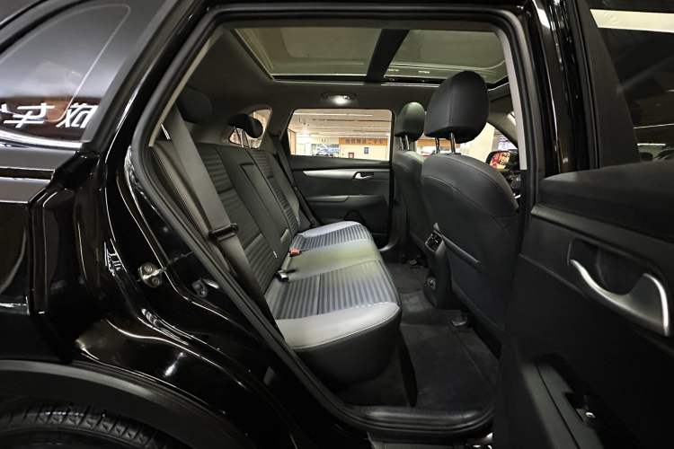 Used Kia Sportage R 2019 2.0L Automatic Smart Luxury Edition
