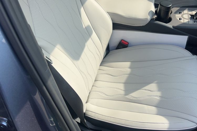 Used BYD Seal 06 New Energy 2024 DM-i 80KM Luxury Model
