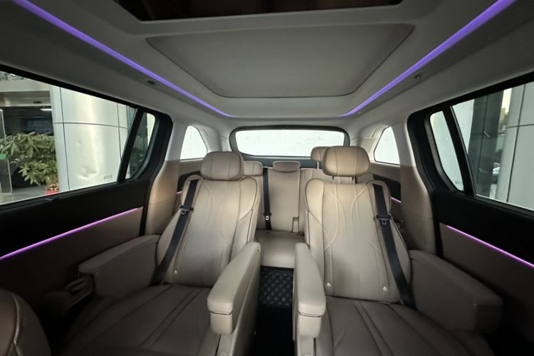 Used XPeng X9 2024 640 All-Wheel Drive High-Performance Max
